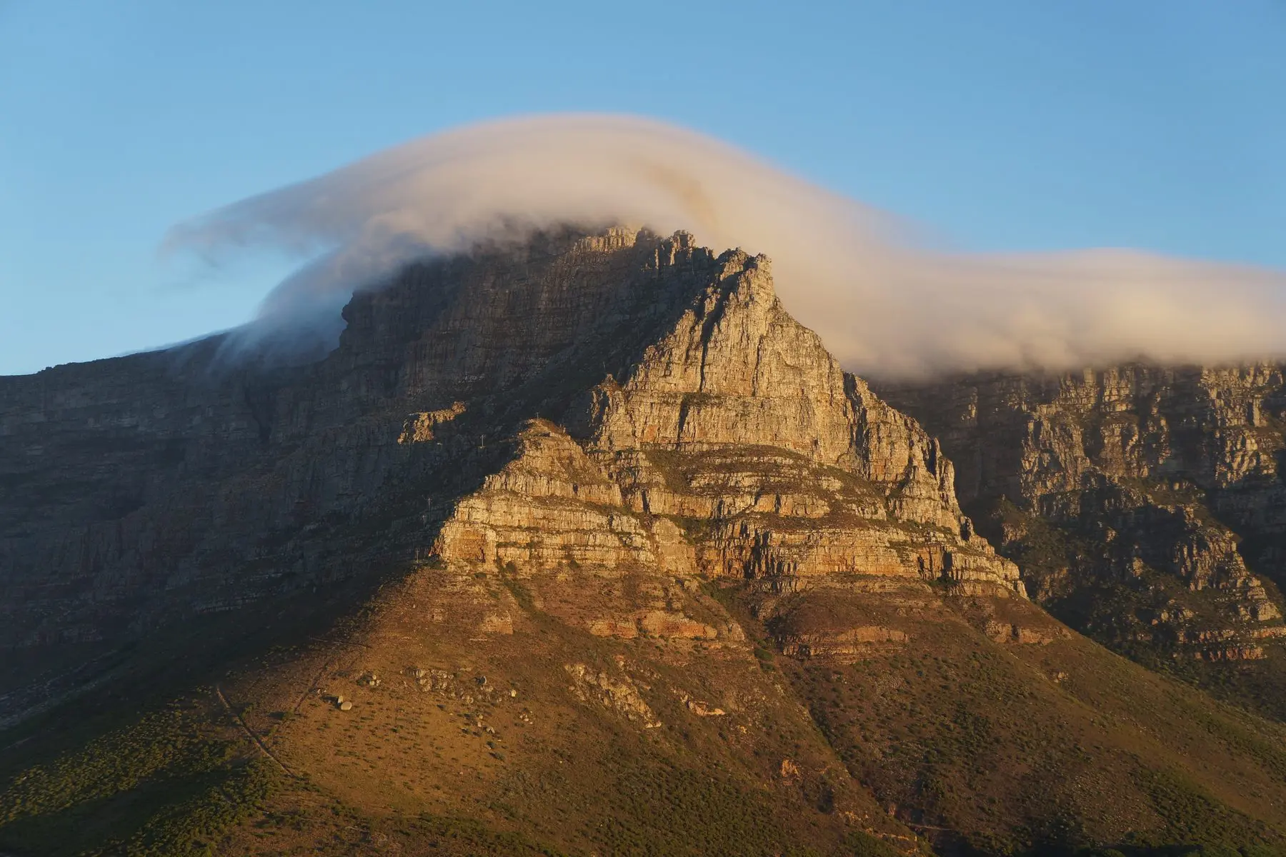 Table Mountain, Cape Town, with its tablecloth of cloud